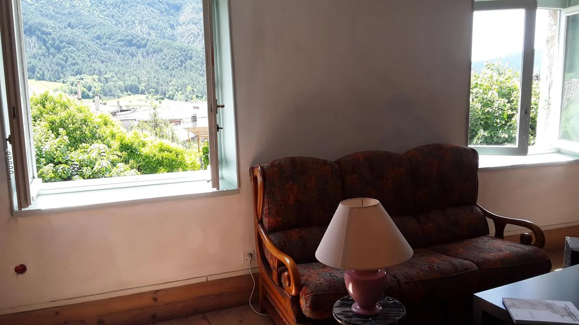 Deux Chambres Chez L'Habitant Die France